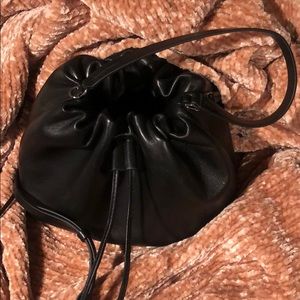 Ultra chic Theory Hobo Mini